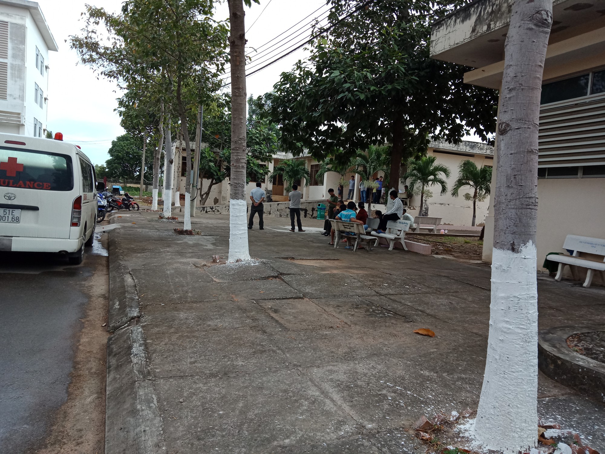 Đối tượng nghi ng&aacute;o đ&aacute; đ&acirc;m chết trung t&aacute; c&ocirc;ng an rồi tự s&aacute;t - Ảnh 1.