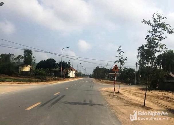 Truy tìm kẻ lái ôtô màu ghi tông chết người rồi bỏ mặc