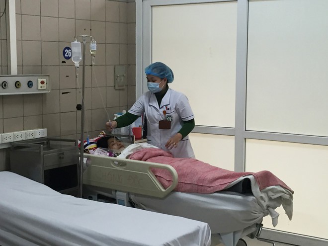 Ph&ograve;ng ngộ độc rượu ng&agrave;y tết v&agrave; m&ugrave;a lễ hội - Ảnh 2.