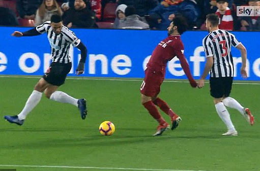 Rộ nghi án FA "bảo kê" cho Liverpool vô địch lượt đi