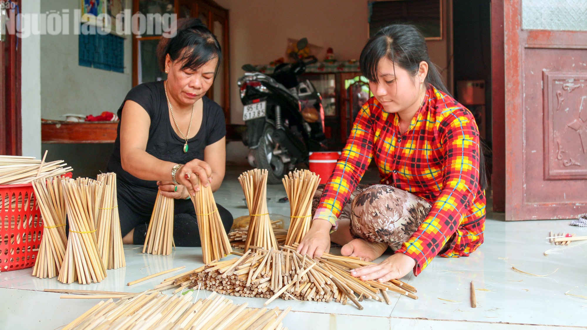 B&iacute; quyết bảo vệ sức khỏe người d&ugrave;ng của x&oacute;m đũa tre sạch ở miền T&acirc;y - Ảnh 17.