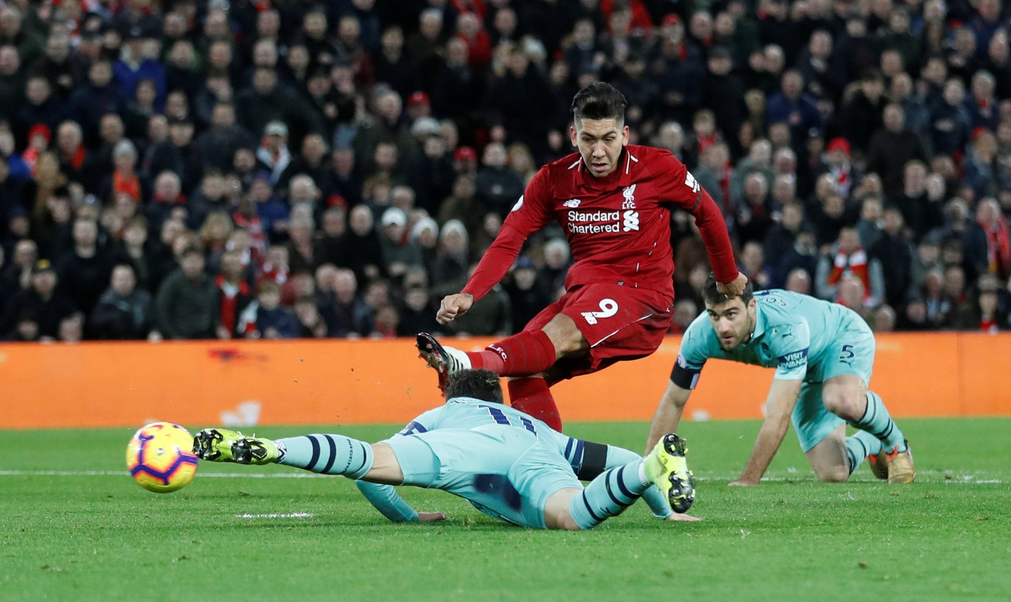 Liverpool vùi dập Arsenal đêm cuối năm ở Anfield - Ảnh 3.