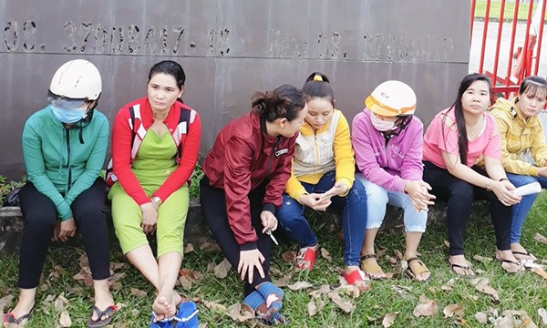 Ngậm ngùi thưởng Tết