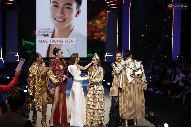 Chung kết The Face Vietnam 2018 bị cắt s&oacute;ng v&igrave; d&agrave;i d&ograve;ng, n&oacute;i nhiều - Ảnh 1.