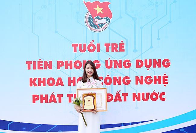 Nữ sinh Duy T&acirc;n ti&ecirc;u biểu to&agrave;n quốc lĩnh vực khoa học c&ocirc;ng nghệ 2018 - Ảnh 1.