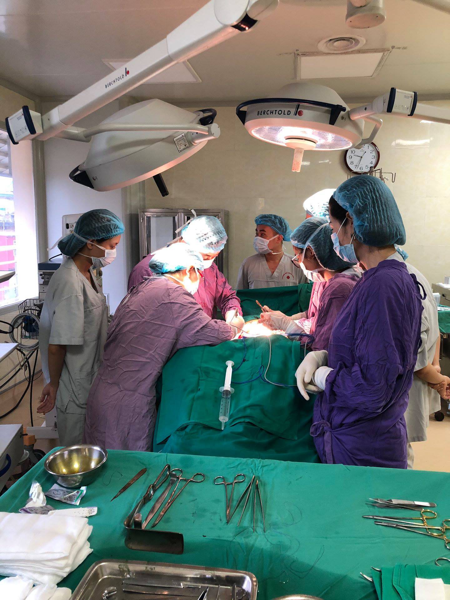Rước họa vì ham làm đẹp giá rẻ dịp Tết - Ảnh 2.