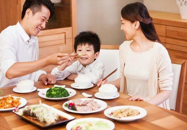 B&iacute; quyết ph&ograve;ng bệnh cho trẻ trong ng&agrave;y Tết hiệu quả - Ảnh 3.
