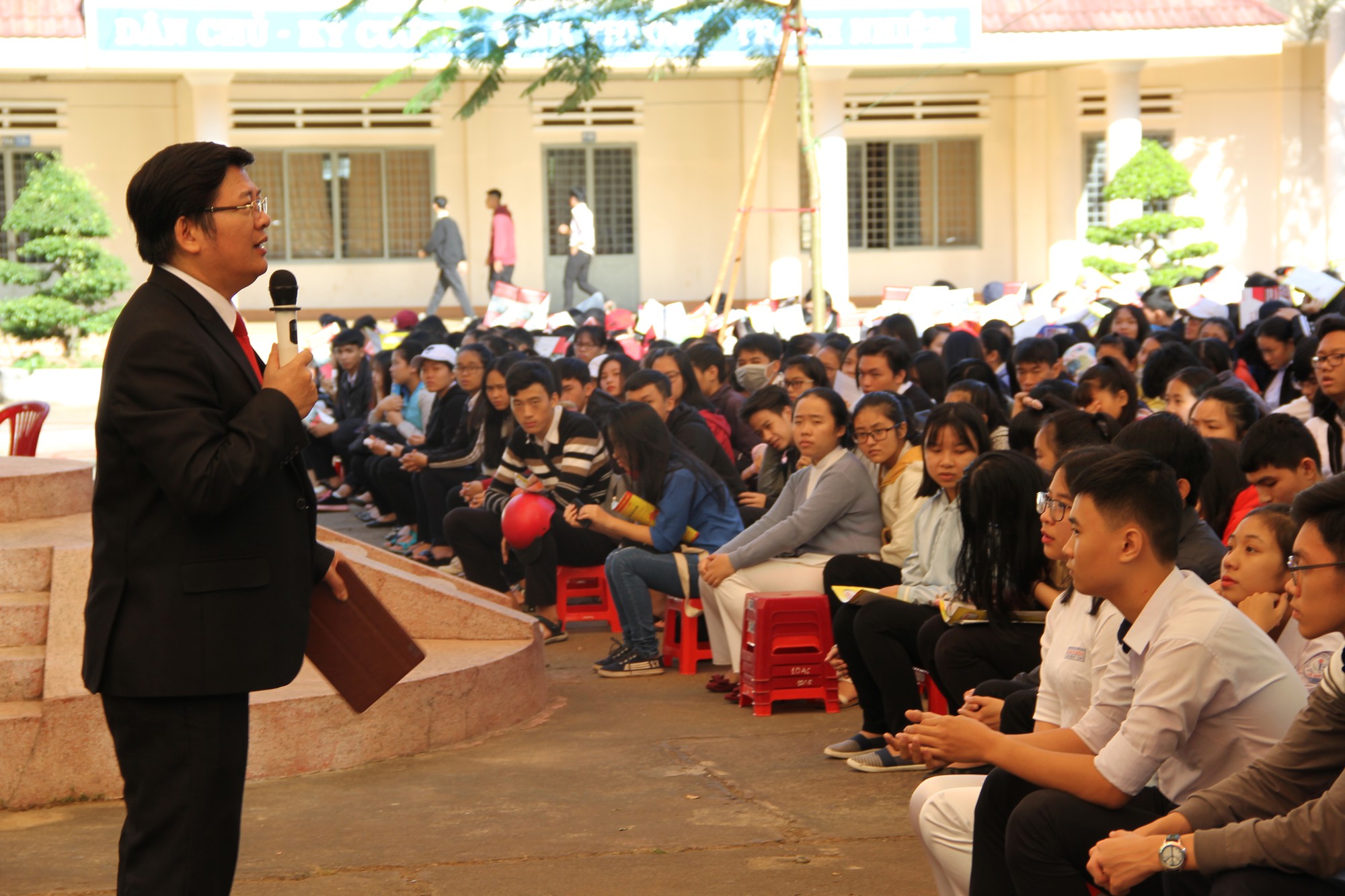 Trường ĐH tỉnh phải tự sống