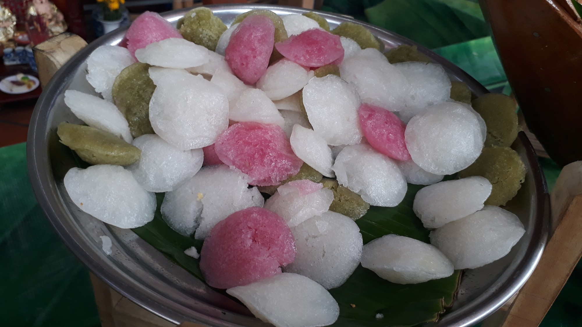 Tết Dương lịch, về Sa Đéc thưởng thức bánh ngon, nghe đờn ca tài tử - Ảnh 2.