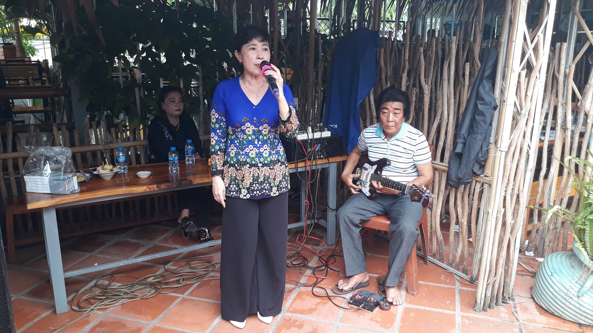 Tết Dương lịch, về Sa Đéc thưởng thức bánh ngon, nghe đờn ca tài tử - Ảnh 6.