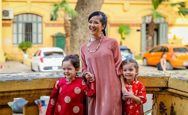 Nỗi l&ograve;ng thương con v&ocirc; tận của sao Việt sau ly h&ocirc;n - Ảnh 4.