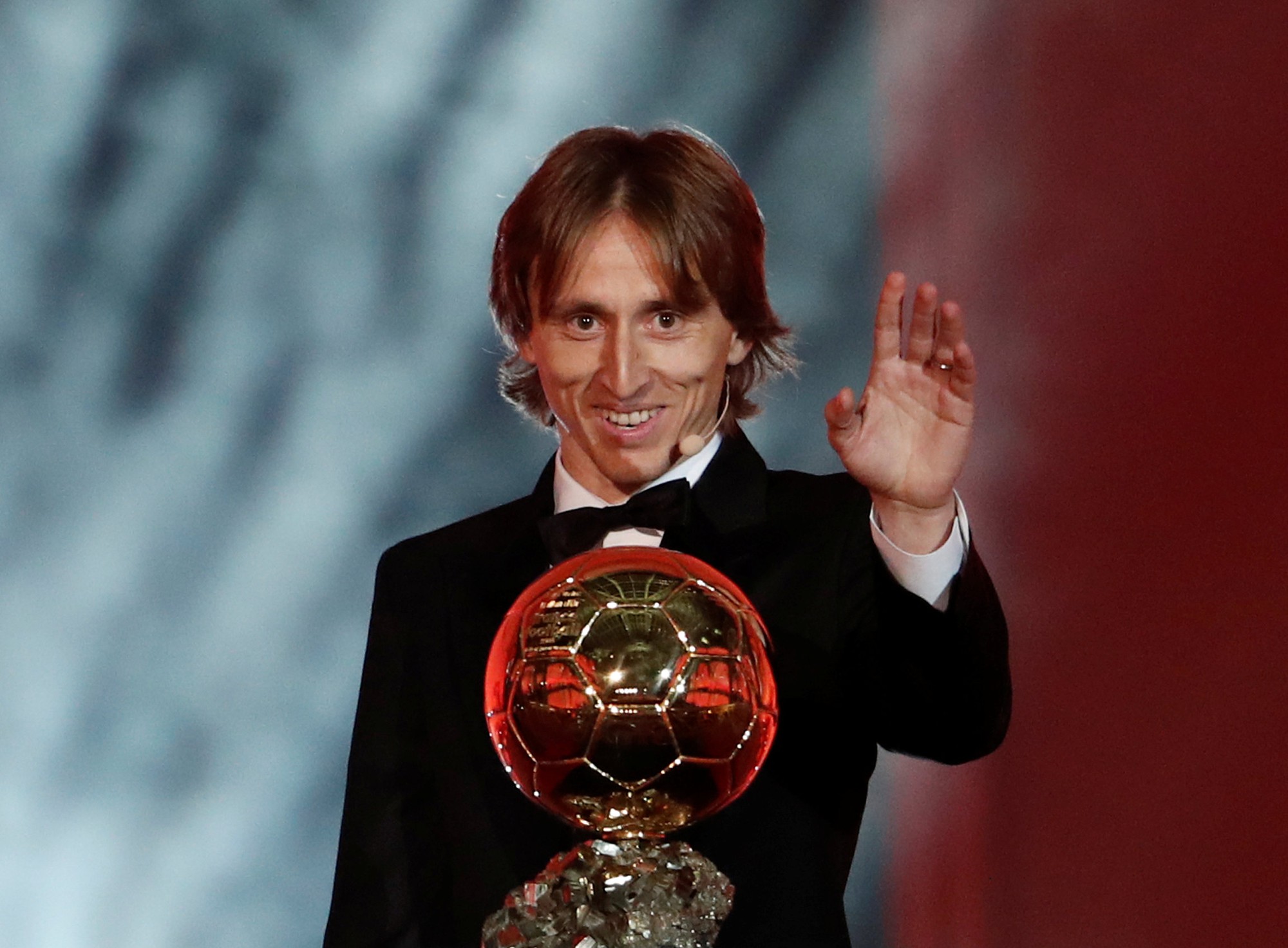Quả b&oacute;ng v&agrave;ng 2018 Luka Modric: Một lần v&agrave; m&atilde;i m&atilde;i - Ảnh 1.