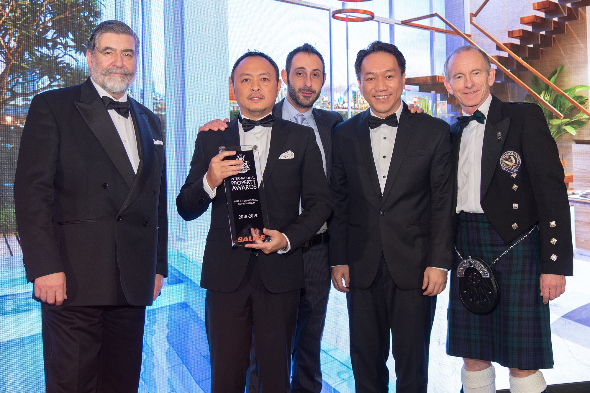 SonKim Land đoạt 2 giải "International Property Awards 2018"
