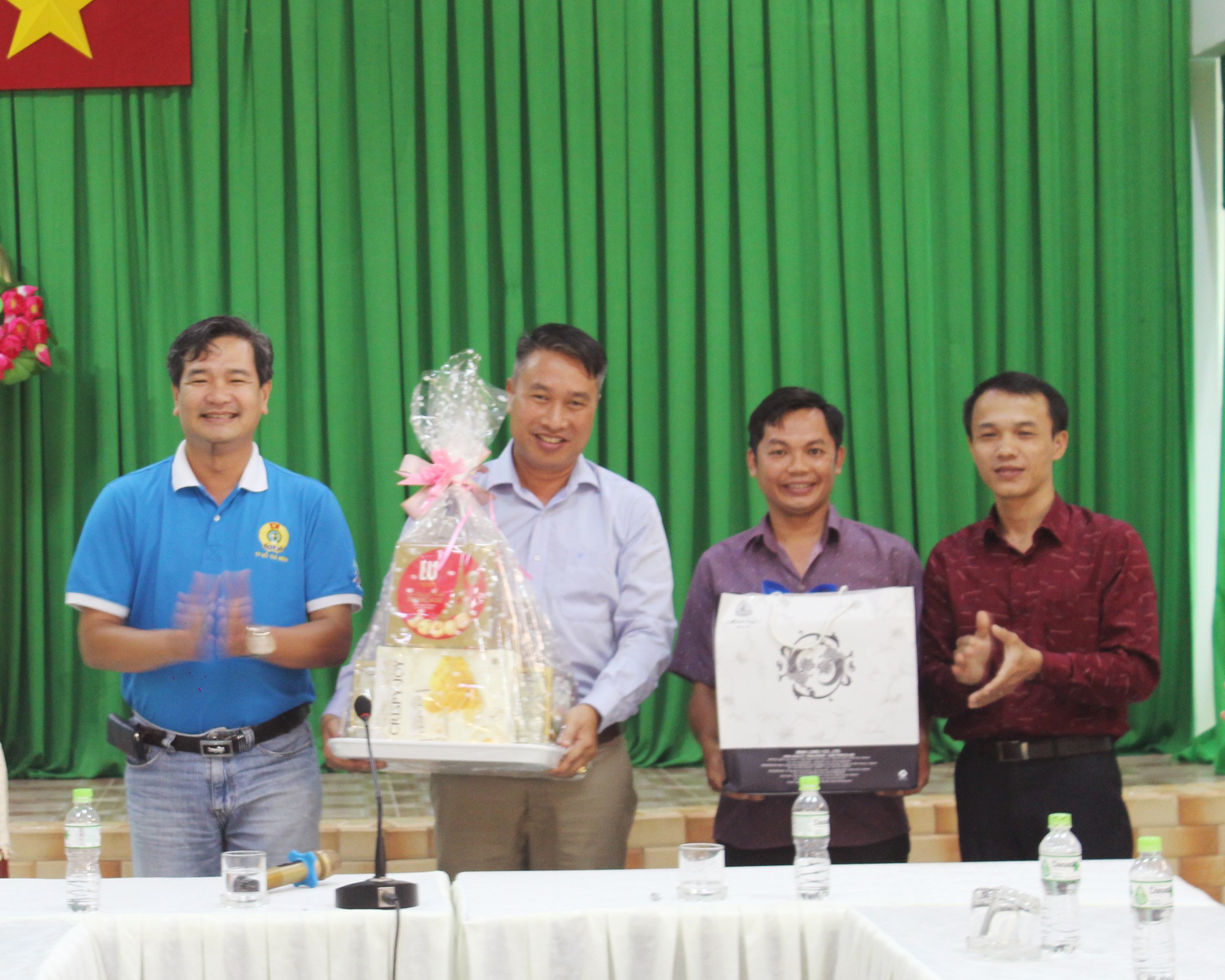 Chung tay vì sức khỏe cộng đồng
