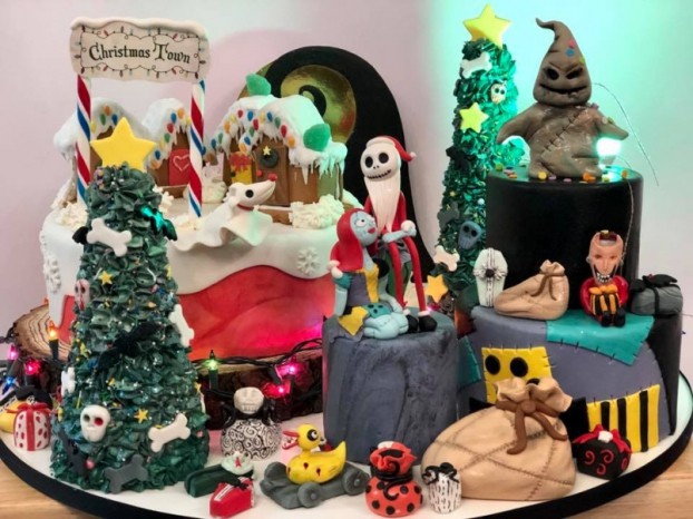 Gợi &yacute; trang tr&iacute; Noel cho văn ph&ograve;ng c&ocirc;ng ty đẹp v&agrave; ấn tượng nhất - Ảnh 5.