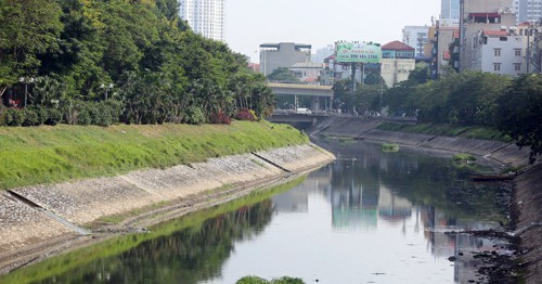 Biến sông Tô Lịch thành sông Thames: Hà Nội "đánh đổi" gì?