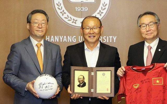Sắp c&ocirc;ng chiếu phim t&agrave;i liệu về Park Hang-seo tại Việt Nam - Ảnh 4.