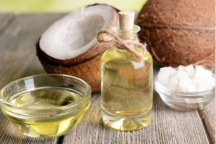 5 ph&uacute;t l&agrave;m trắng răng tại nh&agrave; với c&aacute;c nguy&ecirc;n liệu c&oacute; sẵn - Ảnh 4.