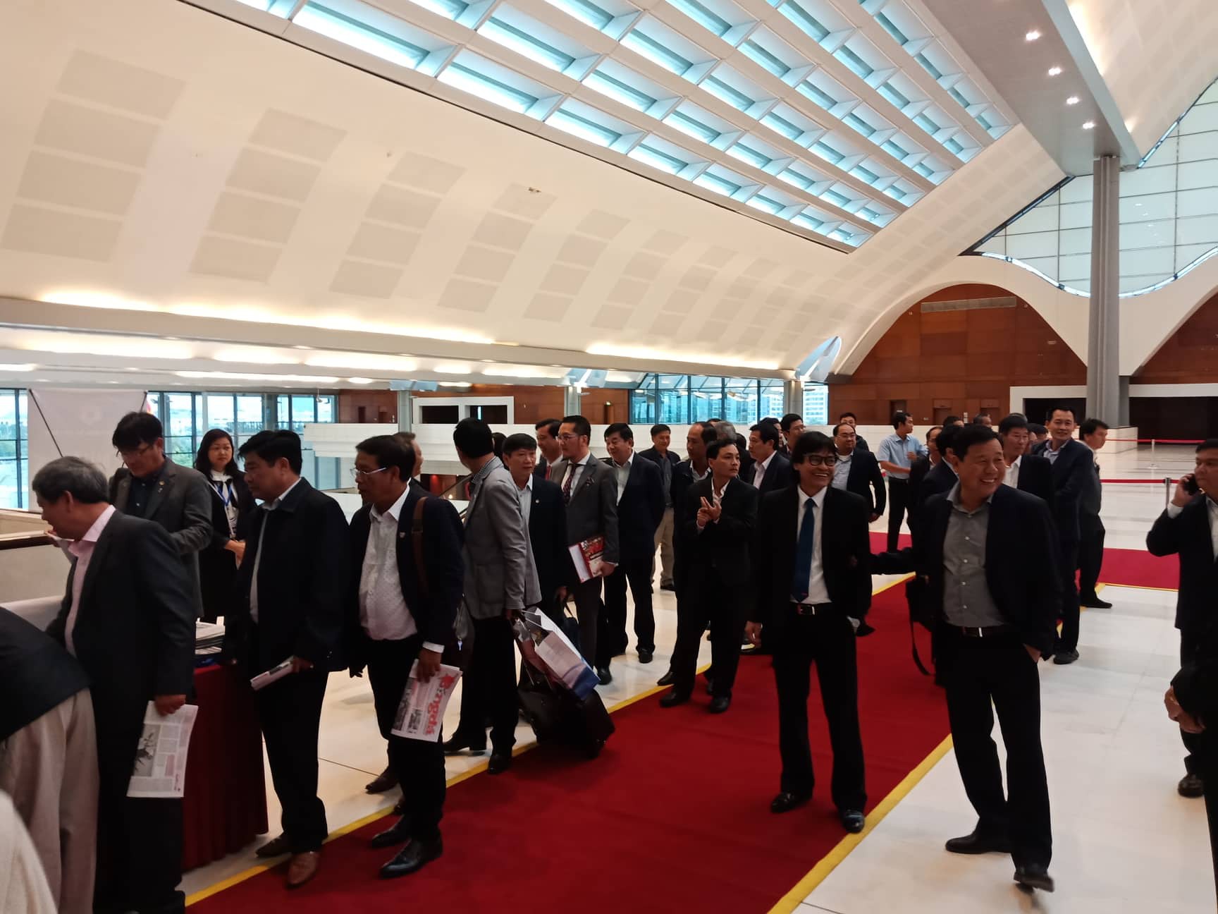 Ứng cử viên tại Đại hội VFF khóa VIII: Người tự tin chiến thắng, người kín tiếng - Ảnh 5.