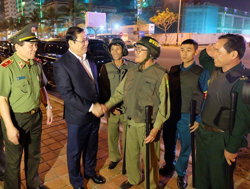 Chủ tịch Đ&agrave; Nẵng ph&ecirc; b&igrave;nh chủ tịch phường, quận về việc x&atilde; hội đen trấn &aacute;p d&acirc;n m&agrave; kh&ocirc;ng hay biết - Ảnh 1.