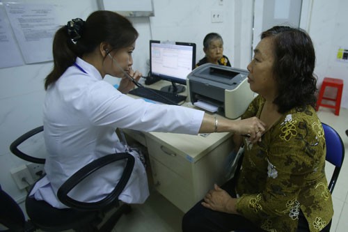 Từ năm 2019 kh&ocirc;ng in mới, kh&ocirc;ng đổi thẻ BHYT - Ảnh 1.