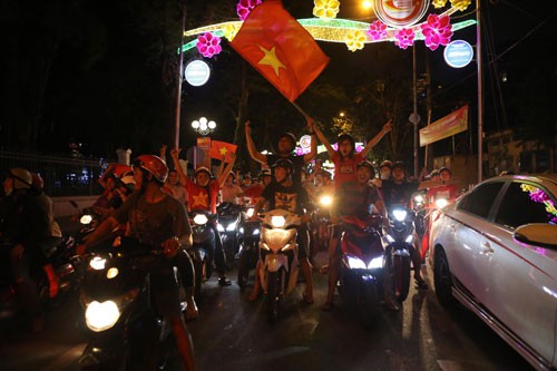Xin lỗi CĐV Iraq, Việt Nam thắng thuyết phục