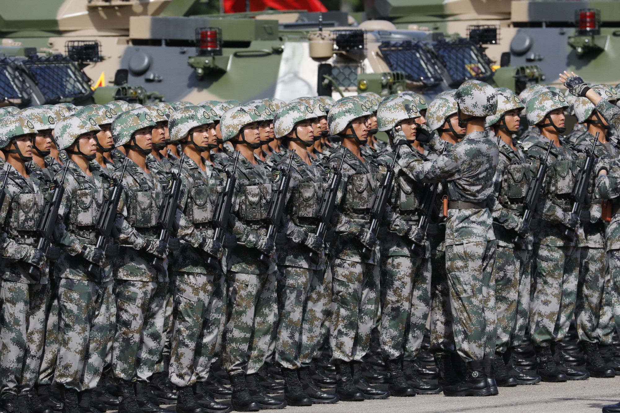 Trung Quốc phản ứng chiến lược quốc ph&ograve;ng mới của Mỹ - Ảnh 1.