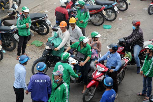 Luật mơ hồ, dân rối