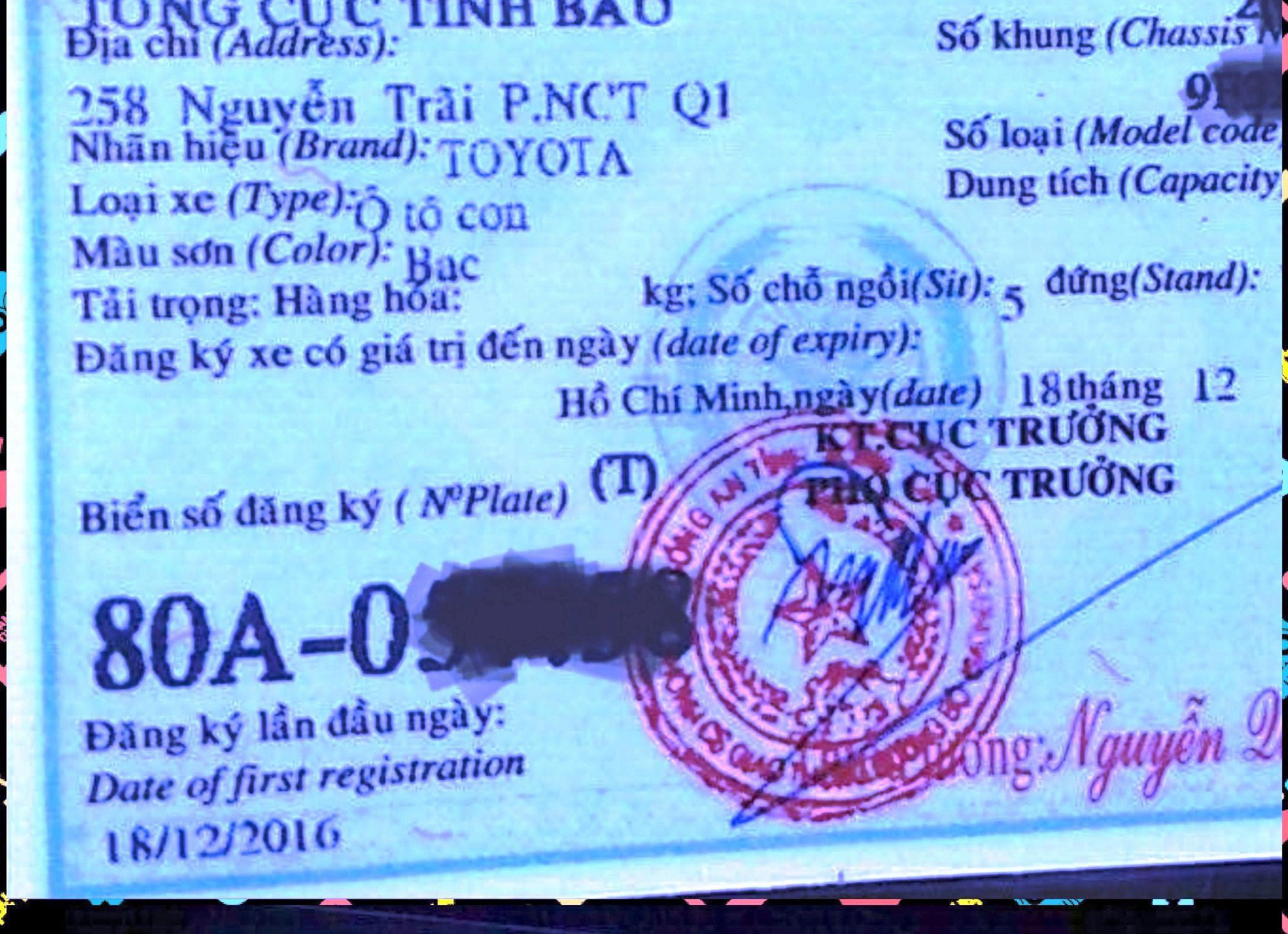 Có đường dây làm giấy giả, phôi thật?