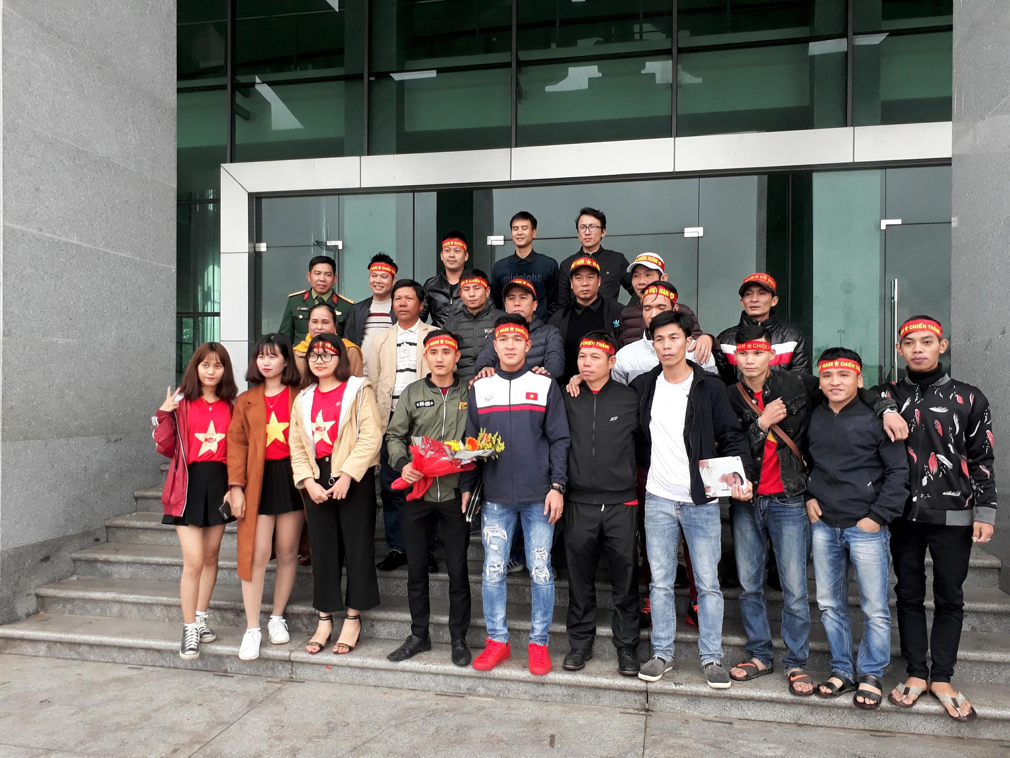 Quảng Trị tuy&ecirc;n dương tiền vệ U23 Việt Nam Trương Văn Th&aacute;i Qu&yacute; - Ảnh 2.