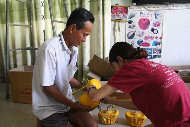 3,5 triệu đồng một trái dưa hấu thỏi vàng chưng Tết - Ảnh 6.