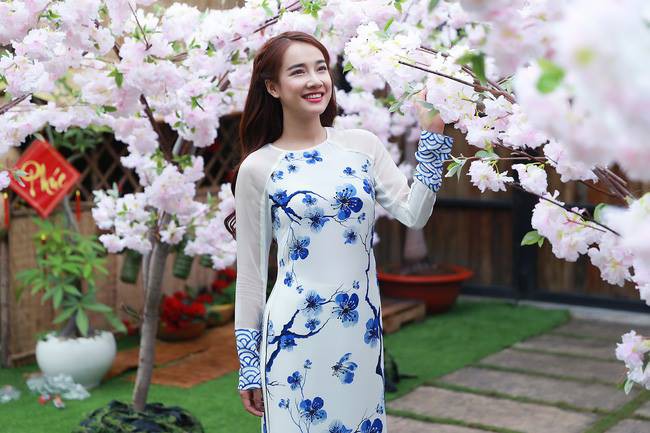 Muôn kiểu đón Tết của diễn viên trẻ Việt