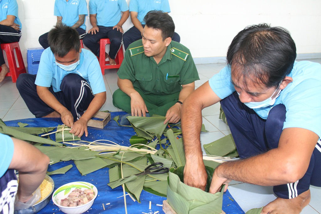 Ăn Tết cùng học viên cai nghiện - Ảnh 2.
