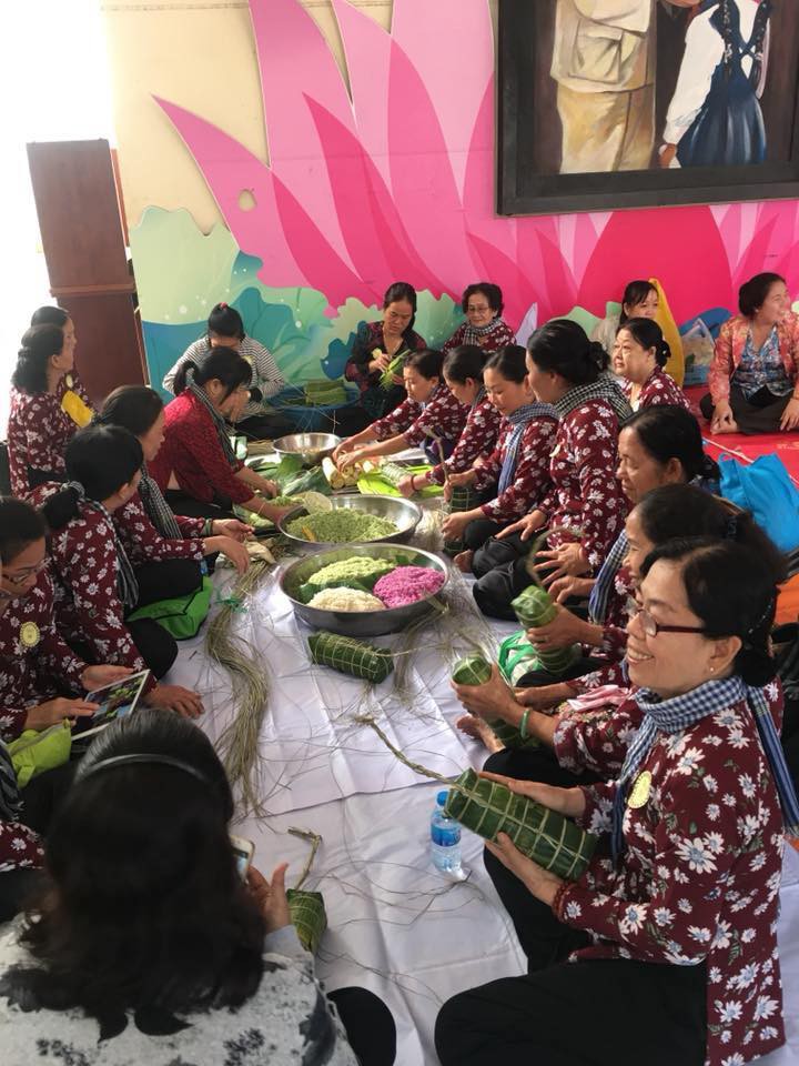 Công nhân khó khăn vui Tết sum vầy - Ảnh 10.