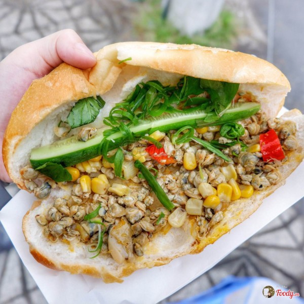 Những qu&aacute;n b&aacute;nh m&igrave; ngon độc lạ chỉ c&oacute; ở S&agrave;i G&ograve;n, d&acirc;n &lsquo;s&agrave;nh ăn&rsquo; nhất định đừng bỏ lỡ! - Ảnh 9.