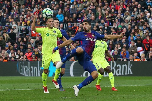 Tịt ngòi lần đầu sân nhà, Barcelona mất điểm trước Getafe