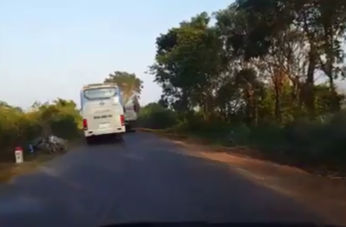 Vụ xe khách bỏ mặc nạn nhân: Nhà xe chối phăng!