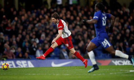 Hazard lập c&uacute; đ&uacute;p, Chelsea t&igrave;m lại niềm vui chiến thắng - Ảnh 1.