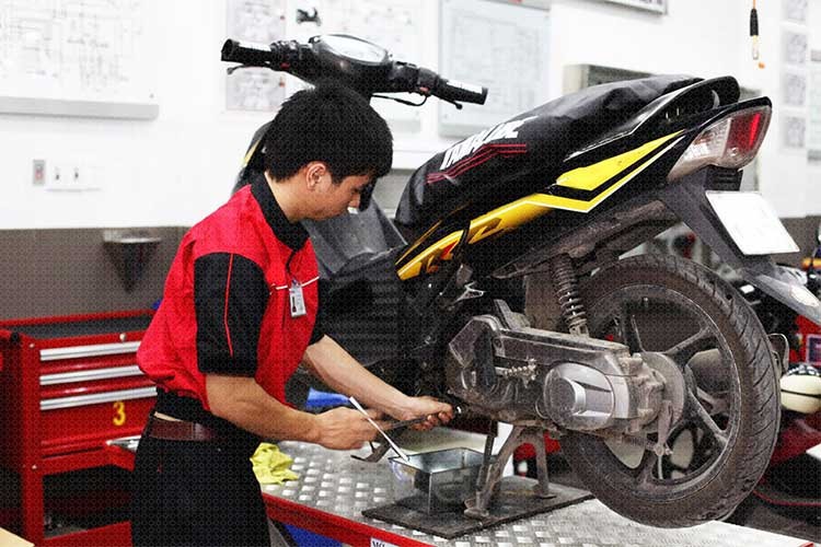 Kinh nghiệm cưỡi xe m&aacute;y về qu&ecirc; ăn Tết - Ảnh 4.