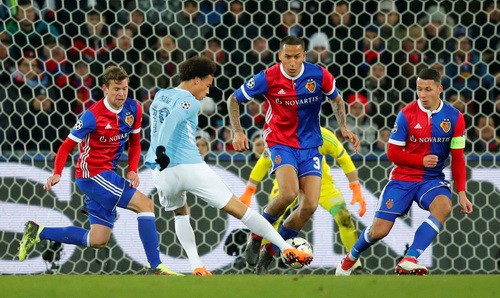 Tottenham ngược dòng lấy điểm Juventus, Man City đại thắng Basel