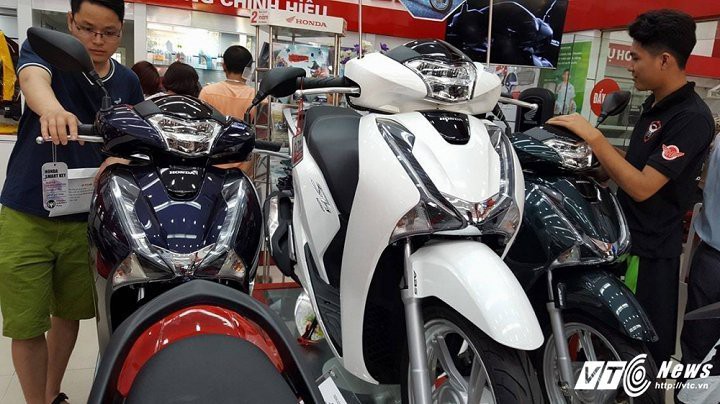 Honda SH đắt kỷ lục, đôn thêm 24 triệu dịp Tết Nguyên đán
