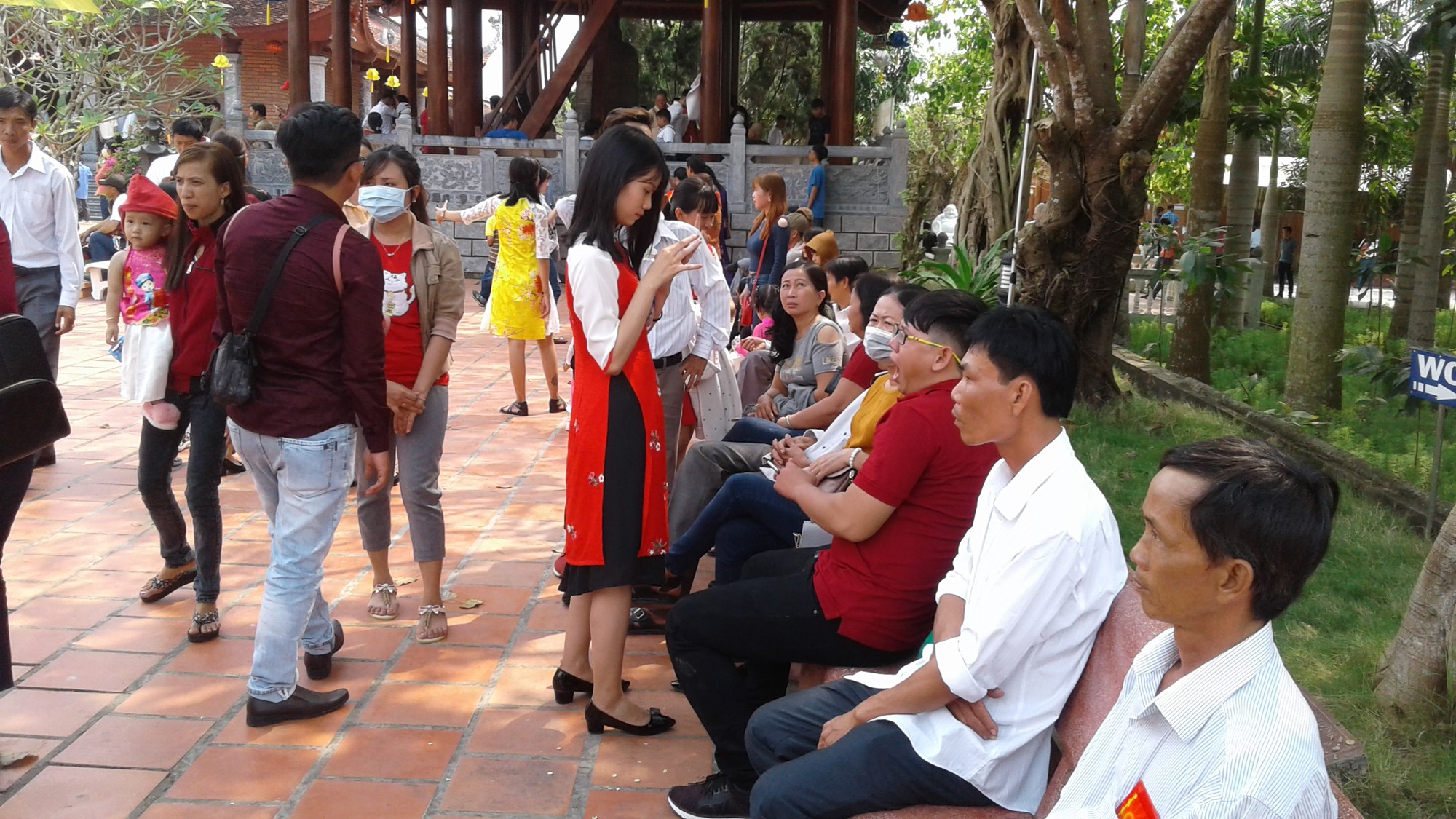 Mướt mồ hôi ở ngôi chùa lớn nhất miền Tây ngày mùng 1 Tết - Ảnh 32.