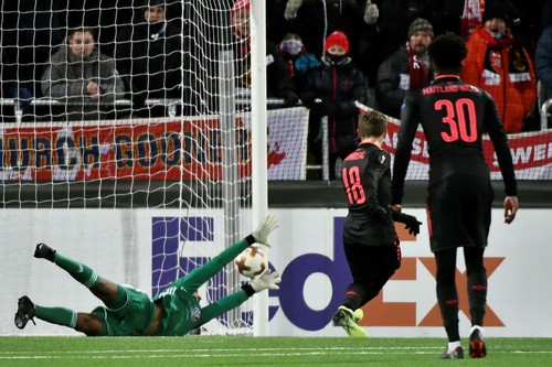Đại gia Europa League v&agrave; những cơn mưa b&agrave;n thắng - Ảnh 1.