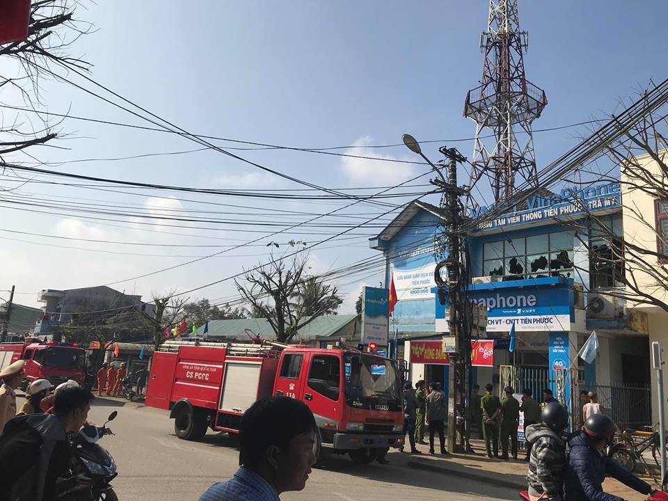 Cháy trung tâm viễn thông, mạng 3 huyện "thất thủ"