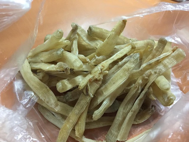 Nhìn rất đáng sợ nhưng đây là mì chính đắt như vàng ròng - Ảnh 2.