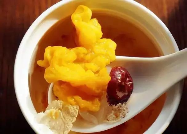 Kỳ lạ giống mộc nhĩ vàng, giá 6,5 triệu đồng/kg - Ảnh 5.