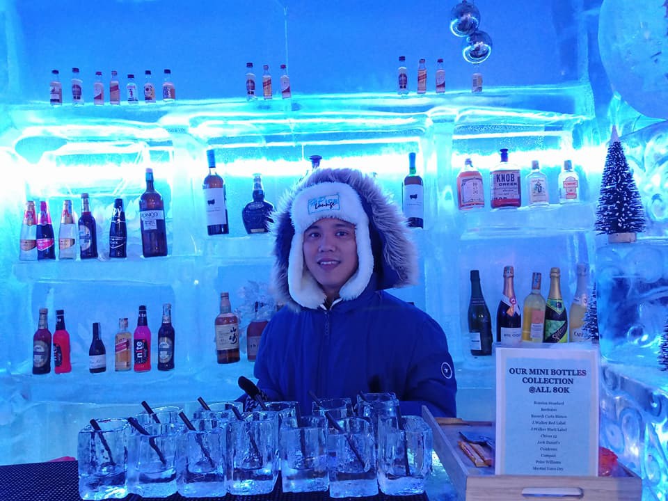 Thưởng thức cà phê dưới cái lạnh - 5 độ C ở giữa Sài Gòn - Ảnh 3.