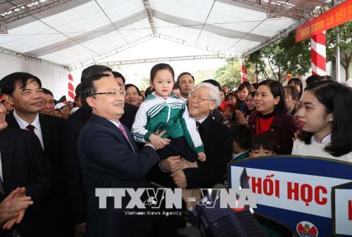 Tổng Bí thư Nguyễn Phú Trọng chúc Tết, trồng cây tại Hưng Yên - Ảnh 2.