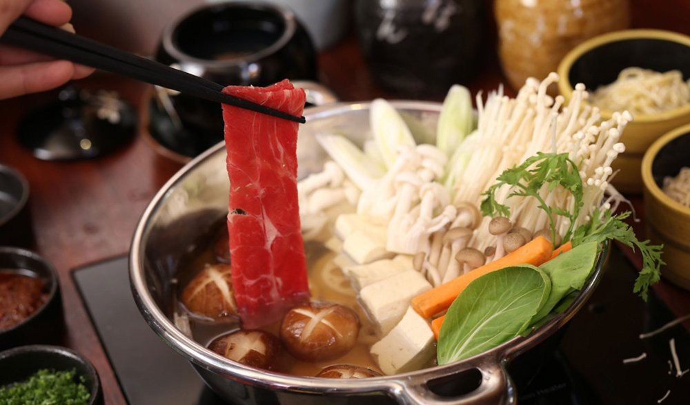 Những cách kết hợp rau ăn lẩu nguy hiểm cần tránh
