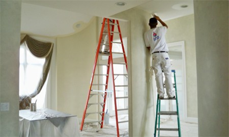 Rắc rối đủ bề khi cố sửa nhà cận Tết